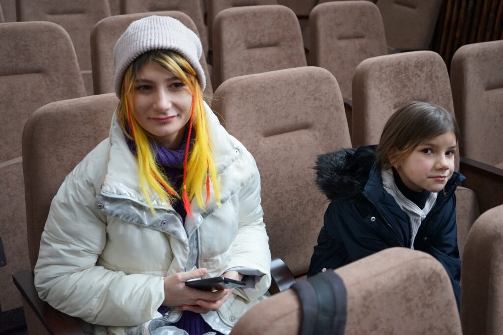 Секционные кресла «Аккорд» для торжественного зала Пасечнянской общины