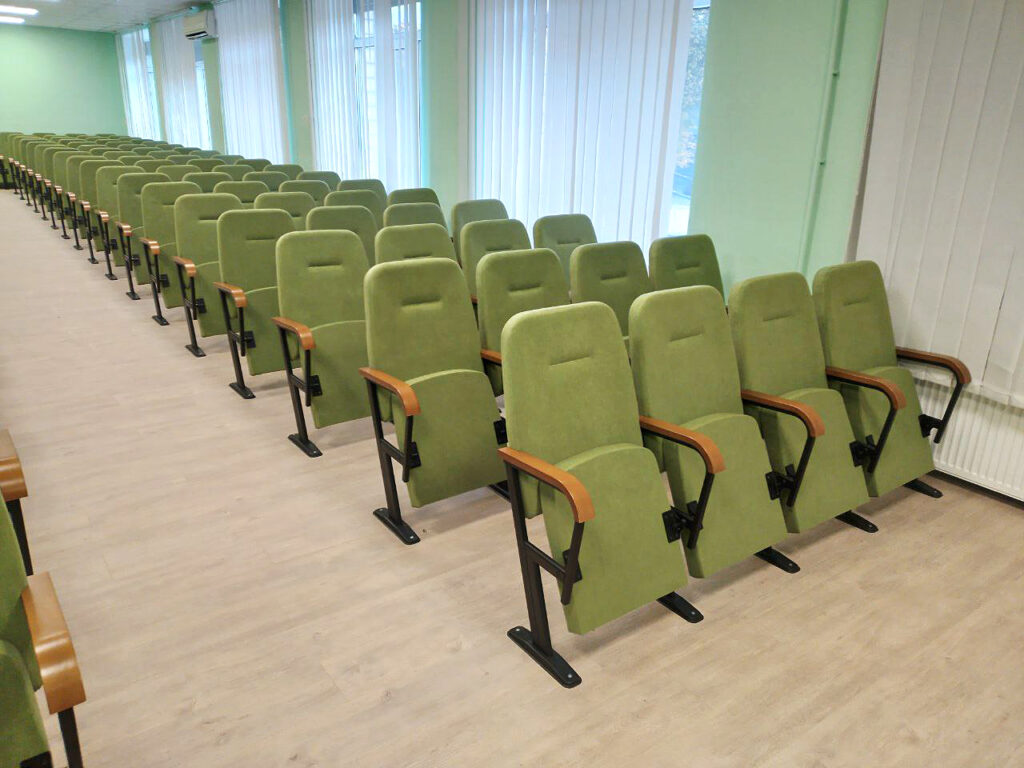 Крісла «Акорд» для конференц-залу у Києві